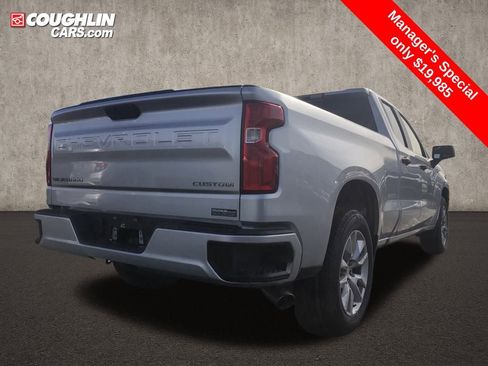 Used 2019 Chevrolet Silverado 1500 Custom w/ Custom Convenience Package image 8