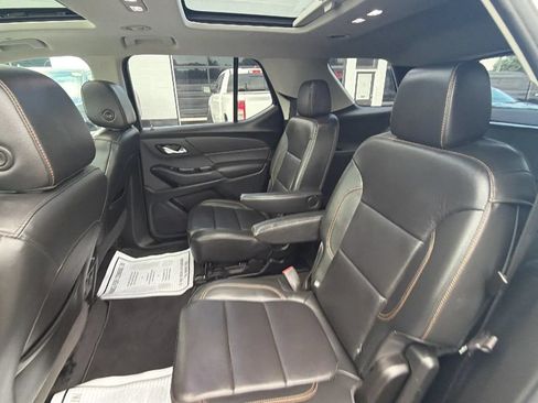 Used 2019 Chevrolet Traverse LT w/ LT Premium Package AWD/4WD image 47