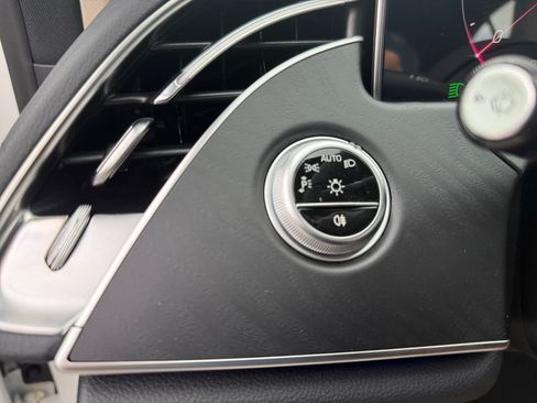 Used 2026 Mercedes-Benz E 350 4MATIC Sedan image 25
