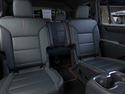 New 2026 GMC Acadia AT4 w/ Luxury Package AWD/4WD image 17