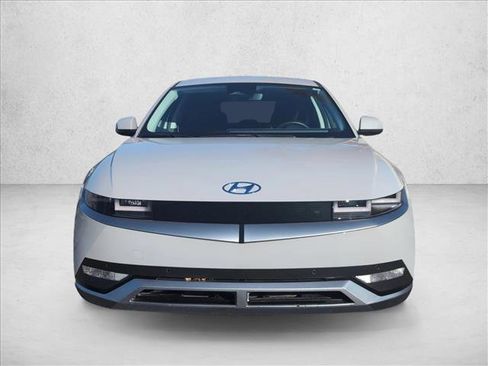 Certified 2024 Hyundai Ioniq 5 SEL image 2