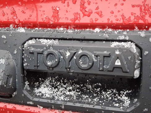 Used 2020 Toyota Tacoma TRD Off-Road image 29