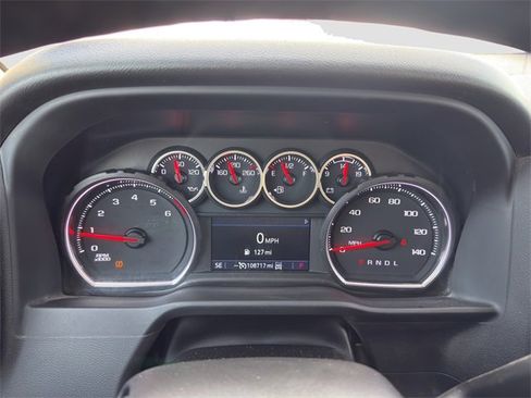 Used 2023 Chevrolet Silverado 2500 LT w/ Convenience Package image 11