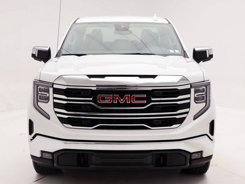 Used 2026 GMC Sierra 1500 SLT AWD/4WD image 5