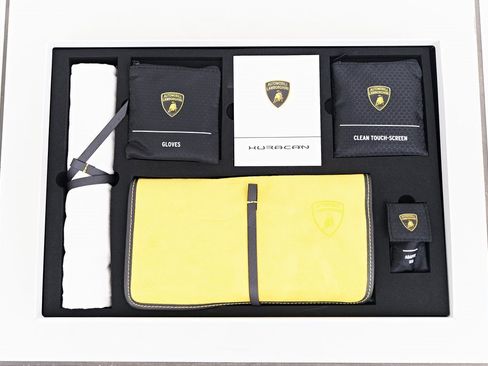 Used 2023 Lamborghini Huracan EVO image 23