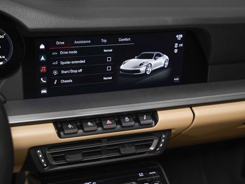 Used 2023 Porsche 911 Carrera 4S image 38