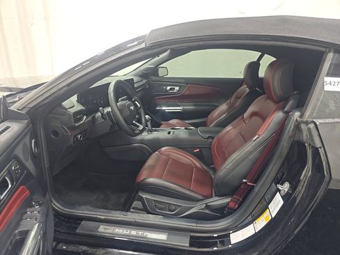 Used 2024 Ford Mustang GT Premium RWD image 3