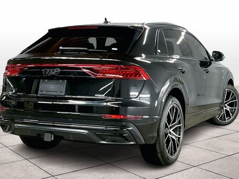Used 2023 Audi Q8 Prestige w/ Prestige Package image 15
