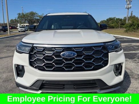 New 2026 Ford Explorer Platinum RWD image 10