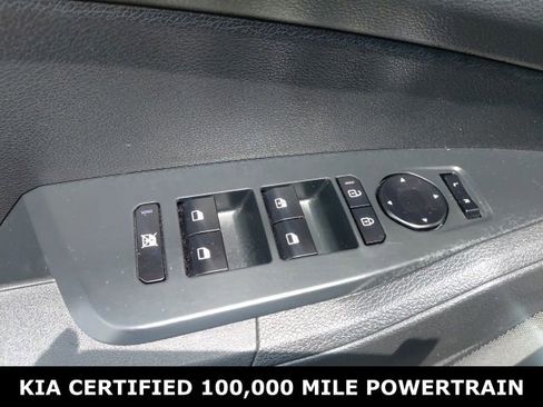Certified 2026 Kia Sportage LX FWD image 19