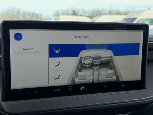 Certified 2025 Ford Maverick XL image 18