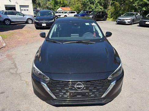 Used 2025 Nissan Sentra SV FWD image 11