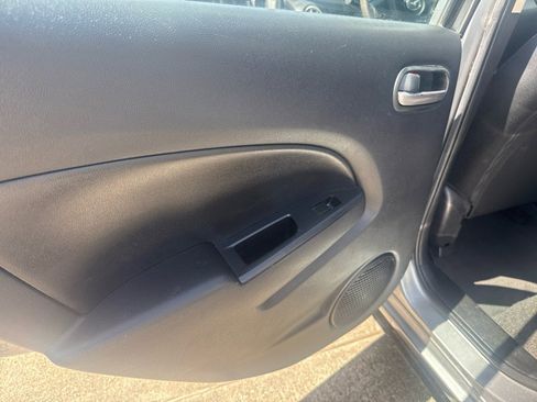 Used 2013 MAZDA MAZDA2 Sport image 14