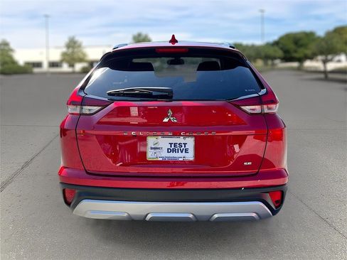 New 2026 Mitsubishi Eclipse Cross SE image 6
