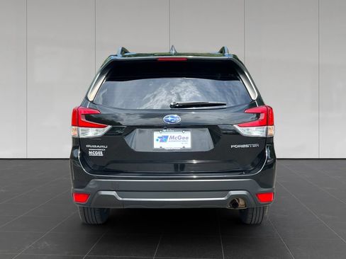 Used 2023 Subaru Forester Premium AWD/4WD image 4