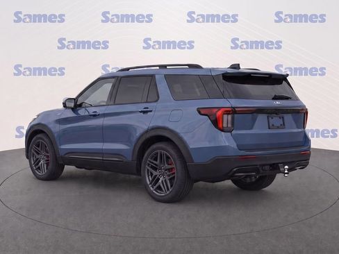 Used 2025 Ford Explorer ST-Line w/ Premium Package RWD image 4