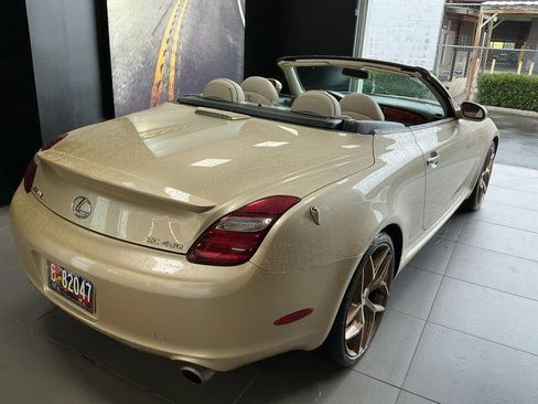 Used 2006 Lexus SC 430 Convertible w/ Preferred Accessory Pkg RWD image 22