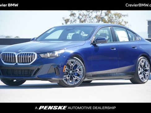 New 2026 BMW i5 eDrive40 w/ M Sport Package image 1