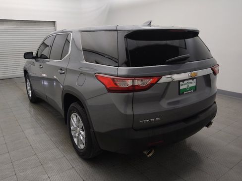 Used 2020 Chevrolet Traverse LS FWD image 5