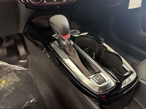 New 2026 Chevrolet Trax RS w/ Sunroof Package FWD image 28