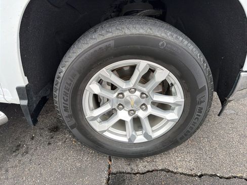 Used 2022 Chevrolet Silverado 1500 LT w/ Protection Package image 31