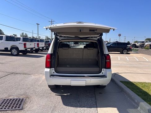 Used 2016 Chevrolet Tahoe LTZ AWD/4WD image 18