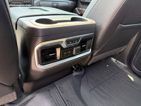 Used 2021 GMC Sierra 1500 Denali w/ Denali Ultimate Package AWD/4WD image 30