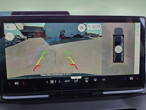 New 2026 Ford Expedition Active image 18