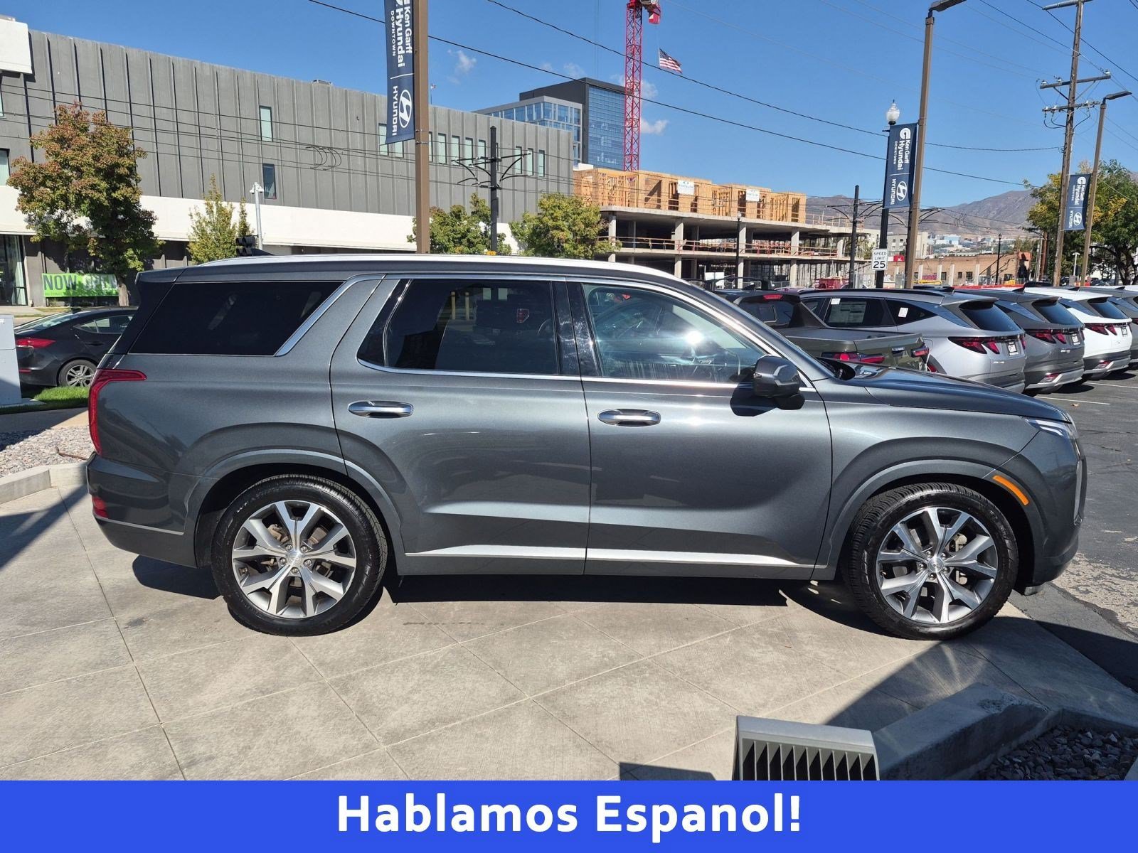 Used 2022 Hyundai Palisade Limited AWD/4WD image 2