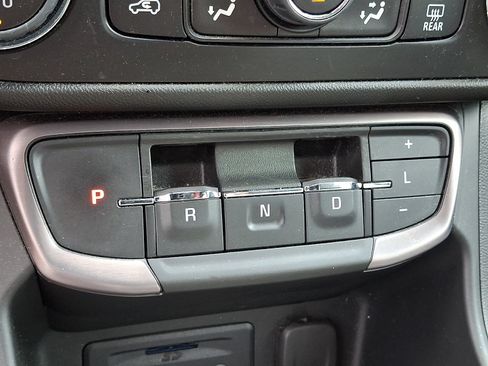 Used 2024 GMC Terrain AT4 w/ Tech Package AWD/4WD image 14