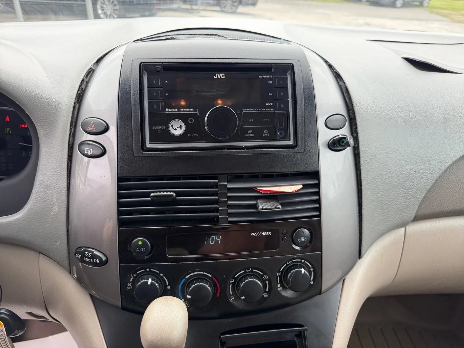 Used 2006 Toyota Sienna LE FWD image 22