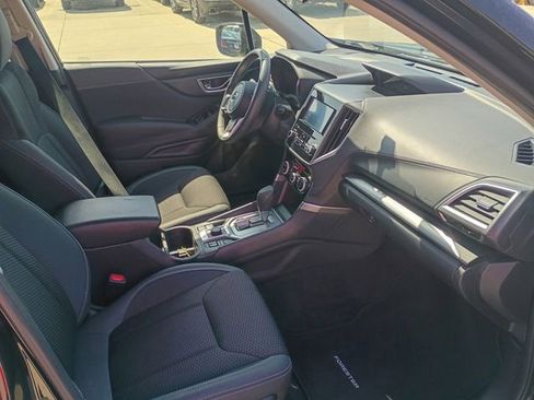 Used 2022 Subaru Forester Premium AWD/4WD image 19