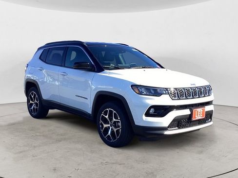 New 2026 Jeep Compass Limited image 8