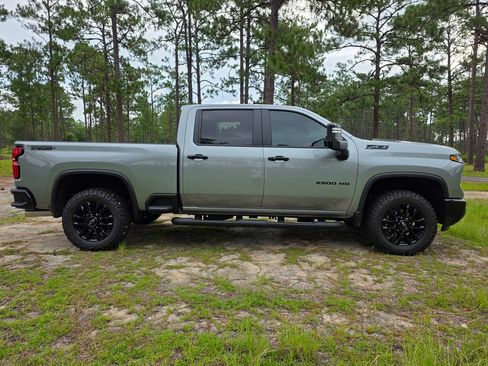 New 2026 Chevrolet Silverado 2500 LT w/ Trail Boss Package AWD/4WD image 6