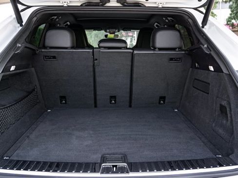 Used 2024 Porsche Cayenne S image 39