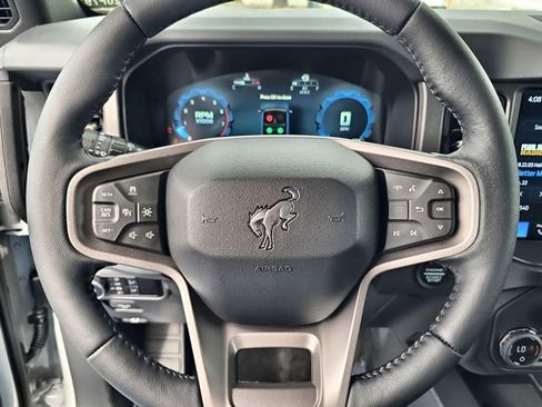 New 2026 Ford Bronco Badlands AWD/4WD image 21