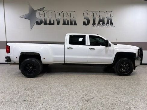 Used 2015 Chevrolet Silverado 3500 LTZ w/ Duramax Plus Package AWD/4WD image 44