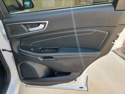 Used 2016 Ford Edge Titanium w/ Equipment Group 301A image 26