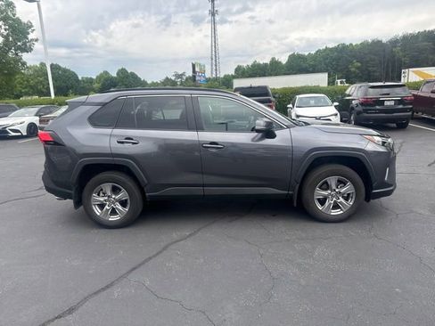 Used 2024 Toyota RAV4 XLE w/ Convenience Package FWD image 8