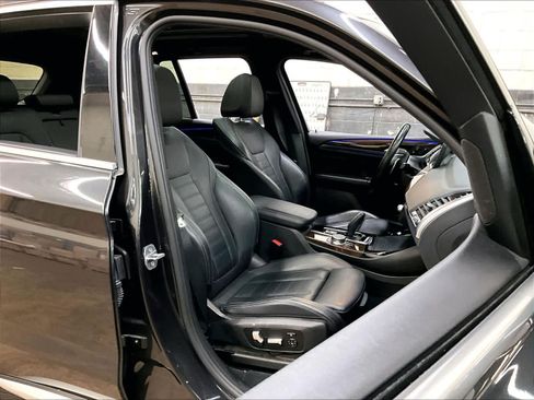 Used 2018 BMW X3 xDrive30i AWD/4WD image 10
