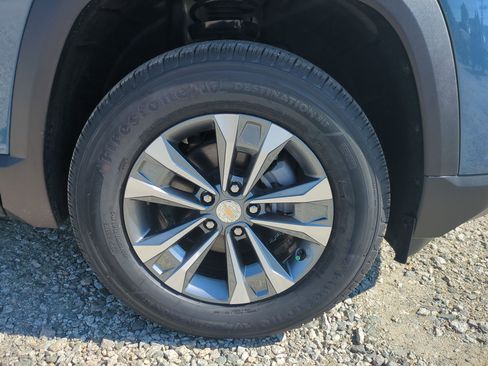 New 2026 Chevrolet Equinox LT w/ Safety and Technology Package FWD image 11