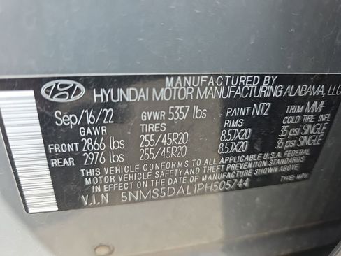 Used 2023 Hyundai Santa Fe Calligraphy AWD/4WD image 24