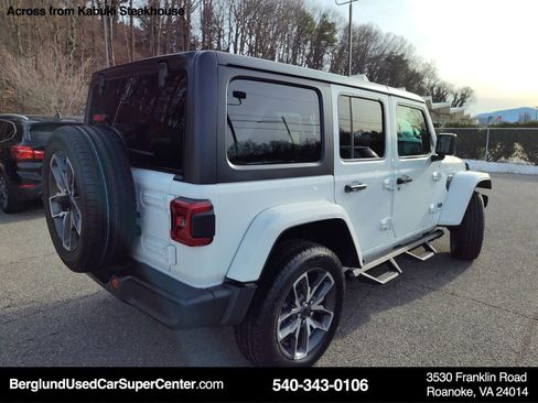 Used 2024 Jeep Wrangler Sport S w/ Convenience Group image 4