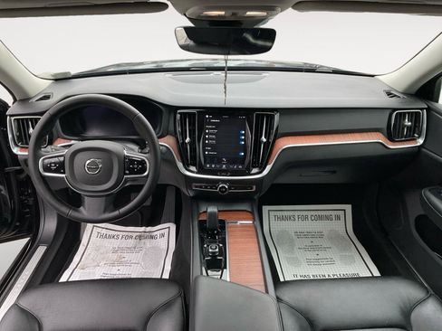 Certified 2025 Volvo S60 B5 Plus image 10