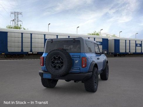 New 2026 Ford Bronco Badlands image 8