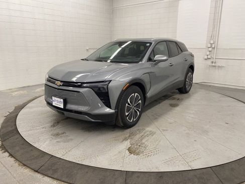 New 2024 Chevrolet Blazer EV LT image 3