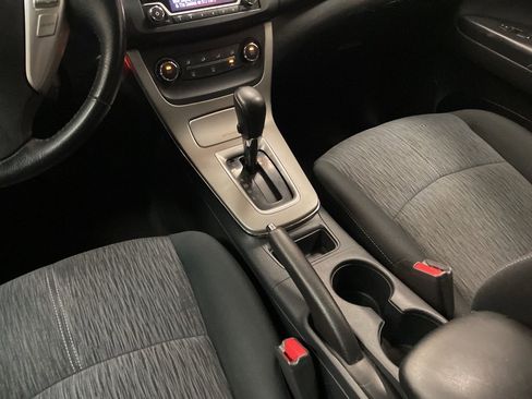 Used 2015 Nissan Sentra SV image 7