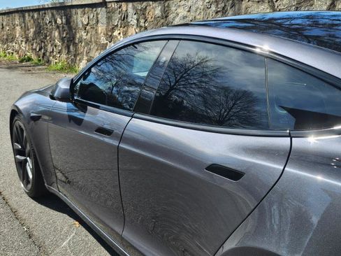 Used 2022 Tesla Model S AWD image 23