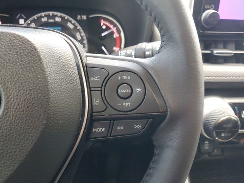 Certified 2023 Toyota RAV4 XLE Premium image 25