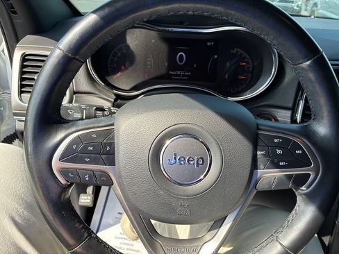 Used 2021 Jeep Grand Cherokee Limited AWD/4WD image 13